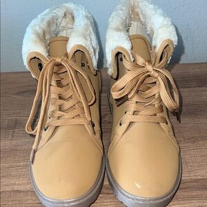 Just Be Women's Beige Winter Boots with Faux Fur